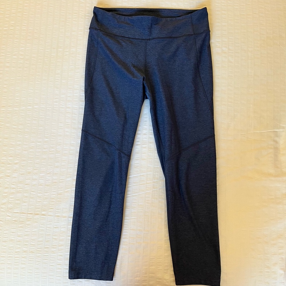 Outdoor Voices women’s 3/4 warm-up leggings